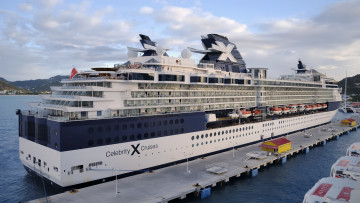 Картинка celebrity+constellation корабли лайнеры причал лайнер