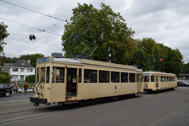 Обои картинки фото техника, трамваи, трамвай, рельсы, город