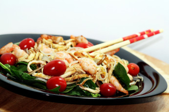 Картинка еда салаты +закуски салат креветки зелень томаты