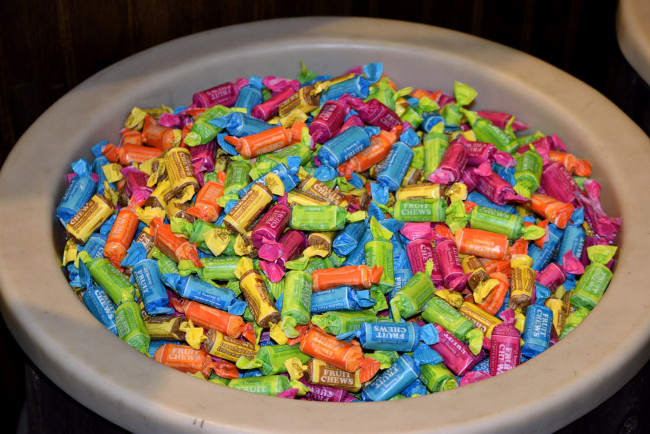 Обои картинки фото еда, конфеты,  шоколад,  сладости, много