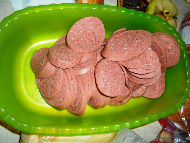 Обои картинки фото еда, колбасные изделия, колбаса