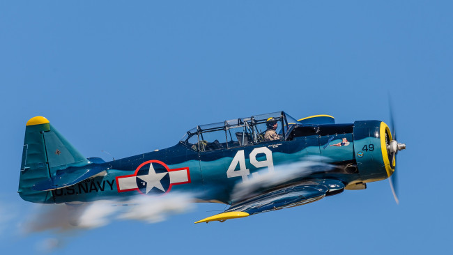 Обои картинки фото north american t-6g, авиация, боевые самолёты, ввс