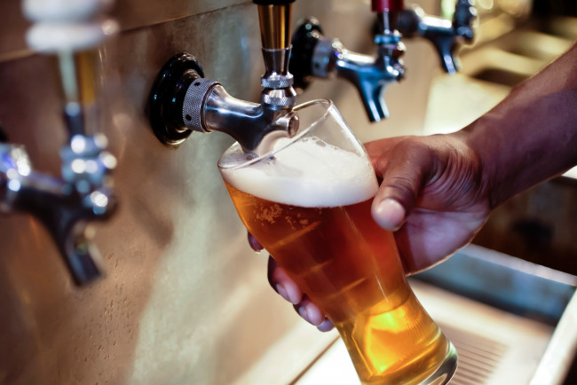 Обои картинки фото еда, напитки,  пиво, бокал, пиво, пена