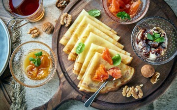 Картинка еда блины +оладьи джем орехи блинчики