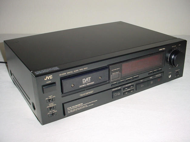 Обои картинки фото jvc, бренды