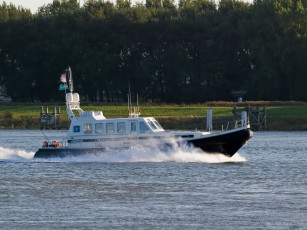 Картинка корабли катера