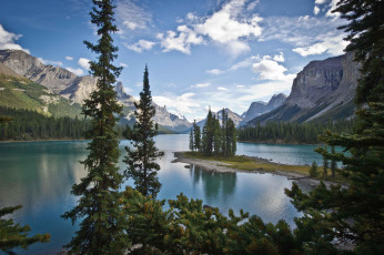 Картинка spirit island maligne lake jasper national park природа реки озера alberta canada