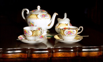 Картинка разное посуда столовые приборы кухонная утварь сервиз чашки блюдца фарфор