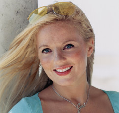 Картинка geri halliwell музыка великобритания модель автор песен певица