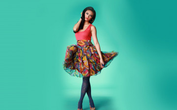 Картинка Samuelle+Lynne+Acosta девушки юбка колготки