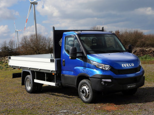 Картинка автомобили iveco синий 2014г cab chassis daily 35