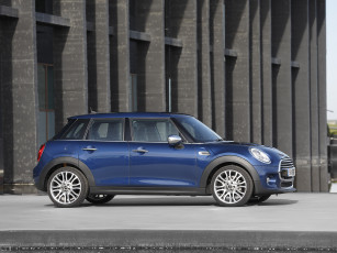 Картинка автомобили mini 5-door cooper d голубой 2014г uk-spec