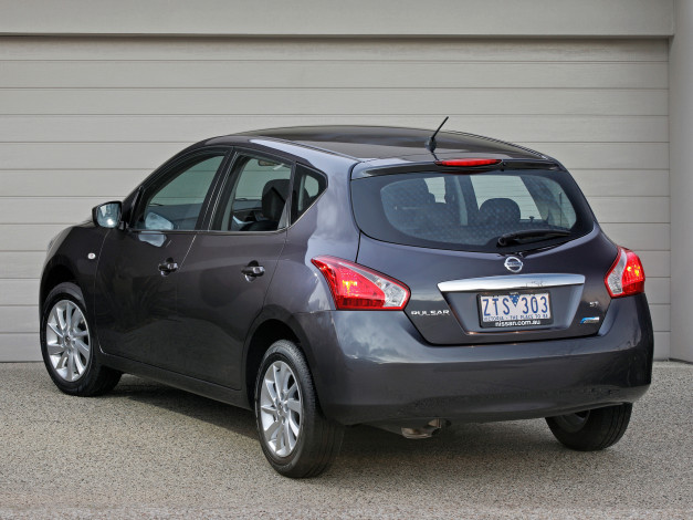 Обои картинки фото автомобили, nissan, datsun, pulsar, hatch, au-spec, nb17, темный