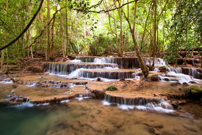 Обои картинки фото природа, водопады, водопад, лес, камни