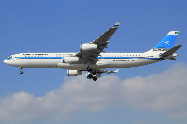 Обои картинки фото авиация, пассажирские самолёты, авиалайнер