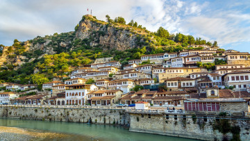 Картинка berat albania города -+панорамы