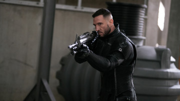 Картинка halo+ сериал+2022+–+ кино+фильмы сериал halo paramount plus фантастика боевик pablo schreiber master chief john117