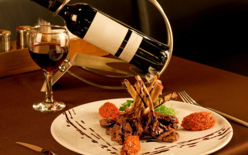 Картинка еда мясные+блюда ребрышки соус вино