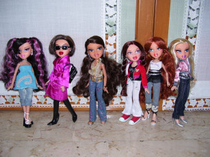 Картинка разное bratz куклы