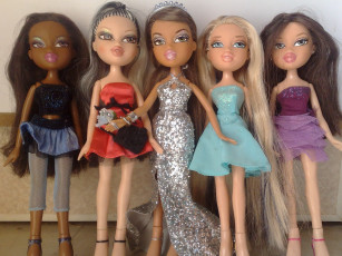 Картинка разное bratz куклы
