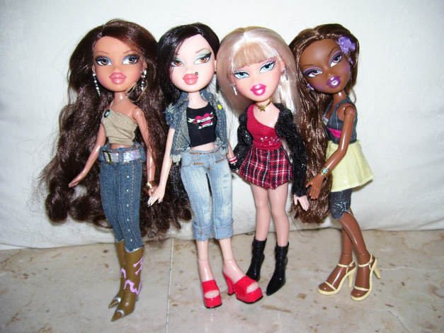 Обои картинки фото разное, bratz, куклы
