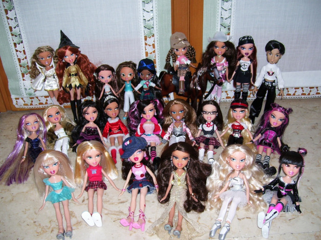 Обои картинки фото разное, bratz, куклы