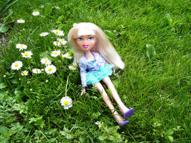 Обои картинки фото разное, bratz, куклы