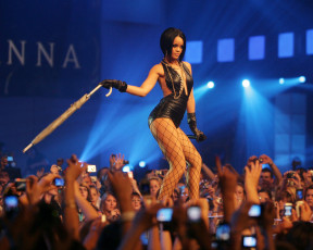 Картинка музыка rihanna