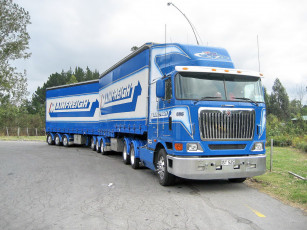 Картинка автомобили international