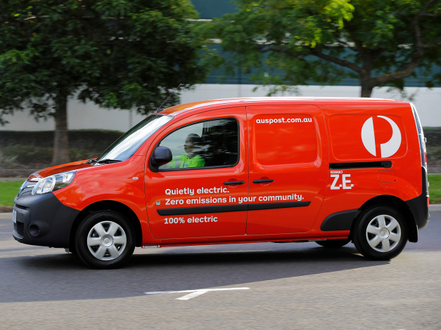 Обои картинки фото автомобили, renault, au, post, красный, kangoo, maxi, z, e, 2014г