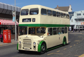 Картинка автомобили автобусы транспорт пассажирский