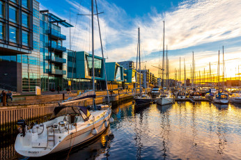 Картинка корабли Яхты причал парусники