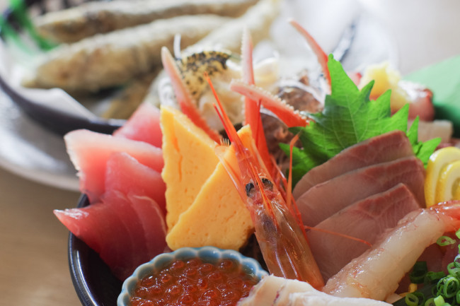 Обои картинки фото еда, рыба,  морепродукты,  суши,  роллы, деликатесы