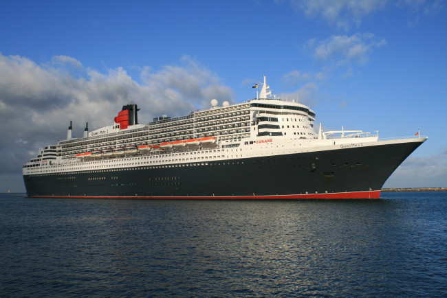 Обои картинки фото queenn mary 2, корабли, лайнеры, лайнер, круиз