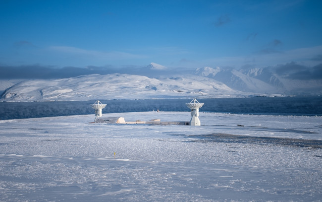 Обои картинки фото космос, разное, другое, небо, лёд, снег, антенна