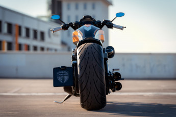 обоя мотоциклы, harley-davidson, кастомизированный, тюнингованый, мотоцикл, крутой, байк, железный, конь, который, даёт, свободу, ветер, в, лицо, и, волосы, по, ветру