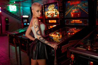 Картинка девушки -+блондинки +светловолосые блондинка тату юбка топ