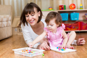 Картинка разное люди мама дочка пол игра