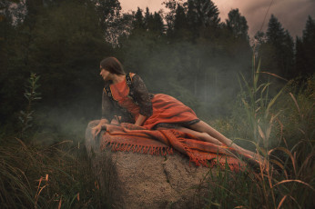 Картинка девушка+-+girl девушки -+брюнетки +шатенки девушка женщина брюнетка темноволосая сексуальная модель звезда позирует разная обувь верхняя стильная одежда нижнее эротическое бельё трусы лифчик колготки чулки аксессуары макияж и множество элементов на фотографии