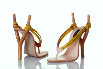 Картинка дизайнер коби леви разное одежда обувь текстиль экипировка босоножки рогатки