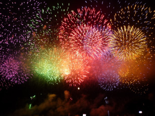 Картинка разное салюты фейерверки салют