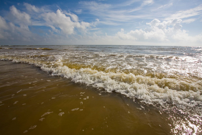 Обои картинки фото природа, побережье, облака, волны