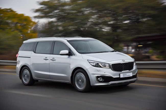 Обои картинки фото автомобили, kia, sedona, za-spec, grand, светлый, 2015г