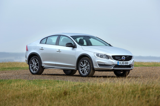 Обои картинки фото автомобили, volvo, 2015г, uk-spec, country, cross, s60