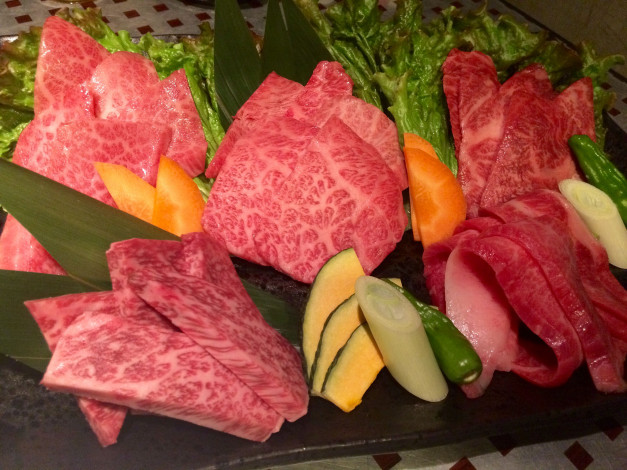 Обои картинки фото еда, рыба,  морепродукты,  суши,  роллы, деликатесы