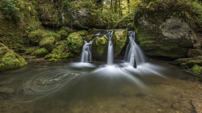 Обои картинки фото природа, водопады, водопад, река, лес
