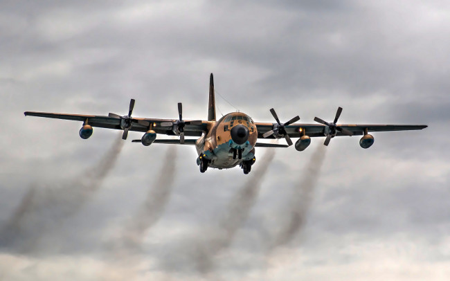 Обои картинки фото c-130 hercules, авиация, военно-транспортные самолёты, транспорт