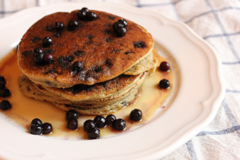 Картинка еда блины +оладьи оладьи черника