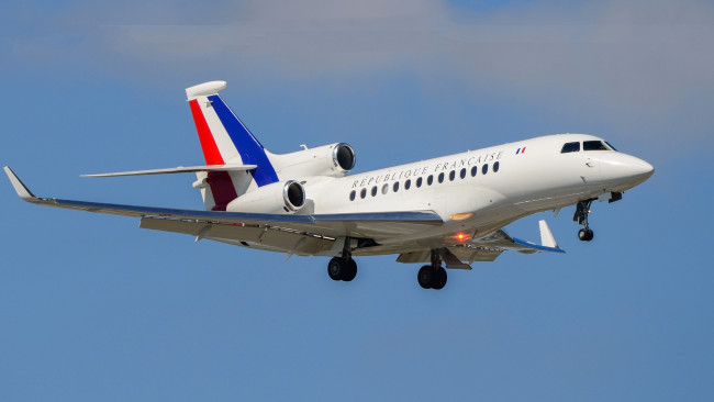 Обои картинки фото dassault falcon 7x, авиация, пассажирские самолёты, авиалайнер