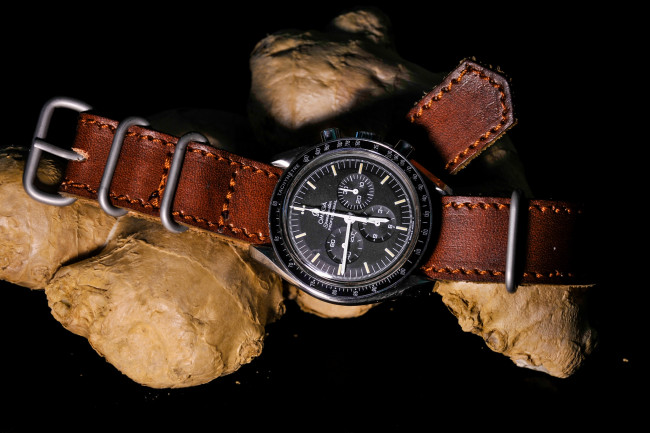 Обои картинки фото бренды, omega, часы